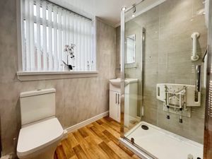 Wet Room - click for photo gallery